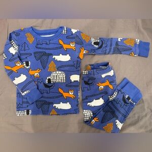 Carter’s Pajama Set